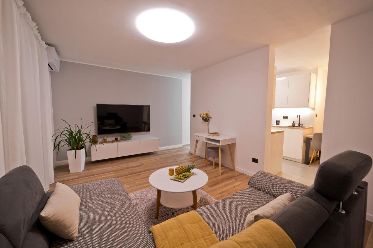 Malemi Apartment Pula Buitenkant foto