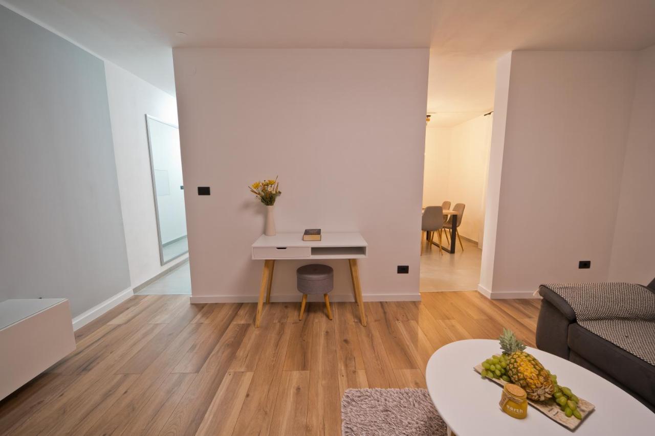 Malemi Apartment Pula Buitenkant foto